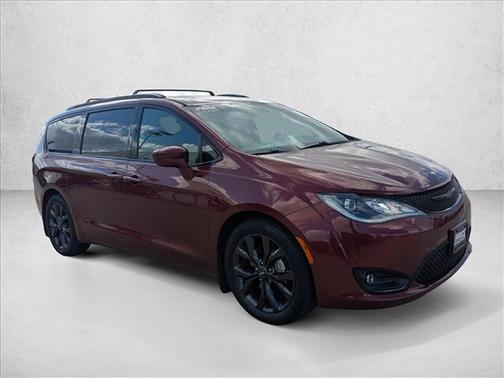 2018 Chrysler Pacifica Touring Plus