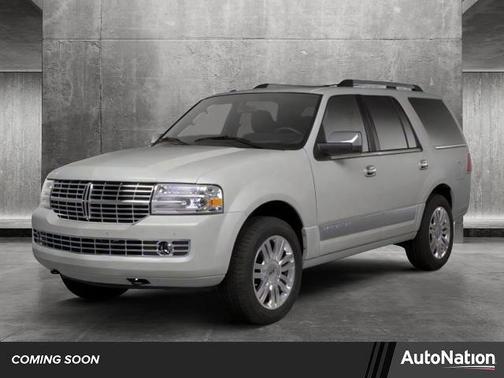 2013 Lincoln Navigator Base