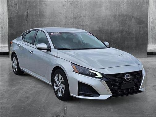 2023 Nissan Altima S FWD