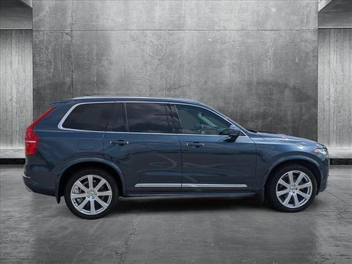 2019 Volvo XC90 T6 Inscription