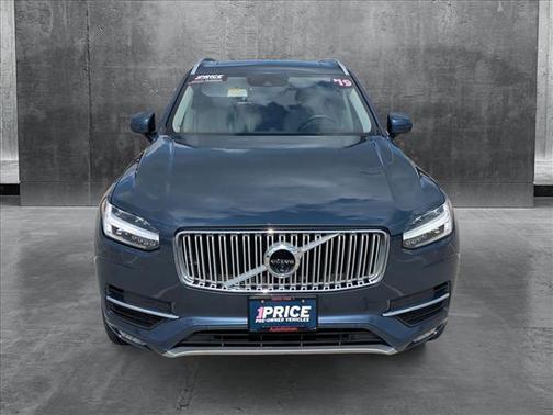 2019 Volvo XC90 T6 Inscription