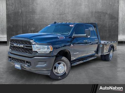 2022 RAM 3500 Tradesman Crew Cab 4x4 8' Box
