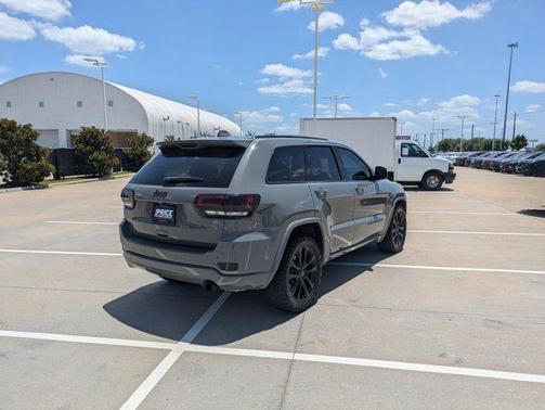 2021 Jeep Grand Cherokee Laredo