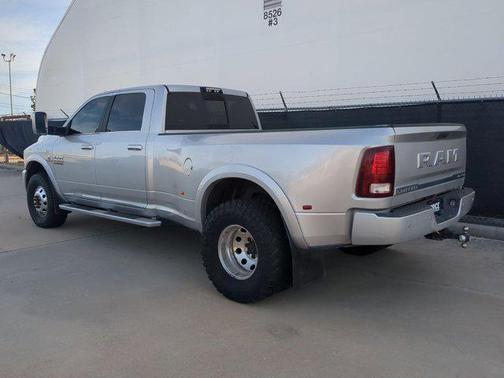 2018 RAM 3500 Limited Crew Cab 4x4 8' Box