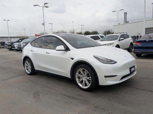 2021 Tesla Model Y Long Range Dual Motor All-Wheel Drive