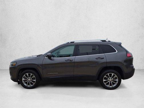 Granite Crystal Metallic Clearcoat 2019 Jeep Cherokee Latitude Plus