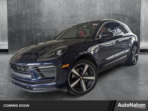 2022 Porsche Macan Base