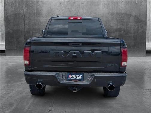 2017 RAM 1500 Night Crew Cab 4x4 6'4' Box