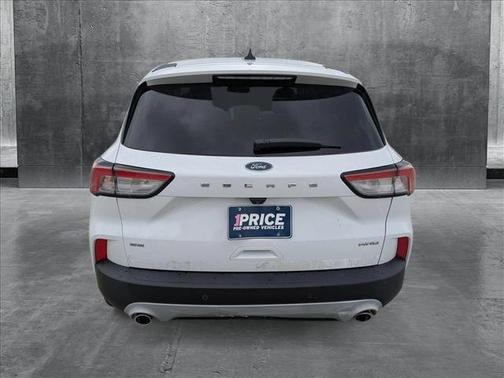 2021 Ford Escape SE