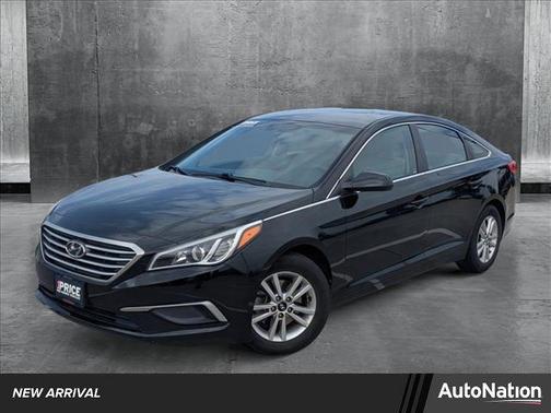 2017 Hyundai SONATA SE
