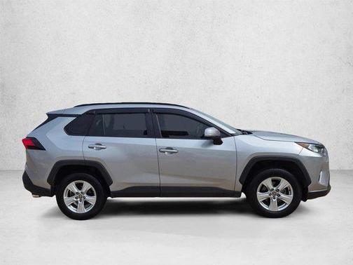 Silver Sky Metallic 2021 Toyota RAV4 XLE