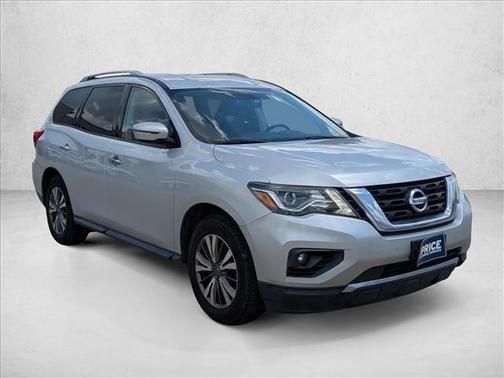 2019 Nissan Pathfinder SV