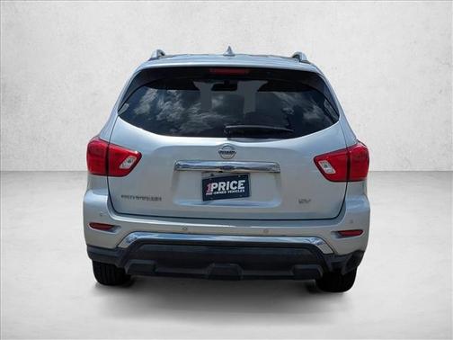 2019 Nissan Pathfinder SV