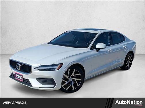 2020 Volvo S60 T5 Momentum