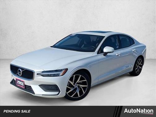 2020 Volvo S60 T5 Momentum