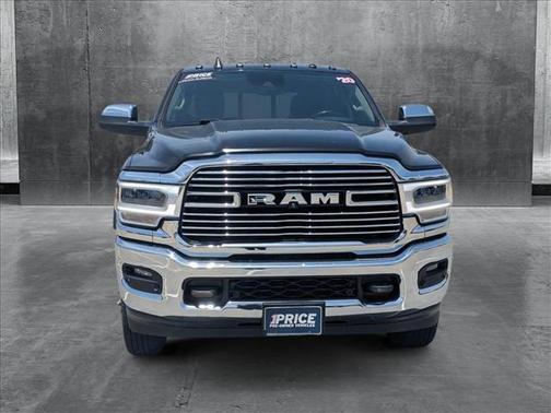 2020 RAM 3500 Laramie Crew Cab 4x4 8' Box
