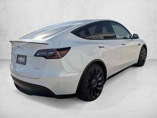 2022 Tesla Model Y Performance Dual Motor All-Wheel Drive