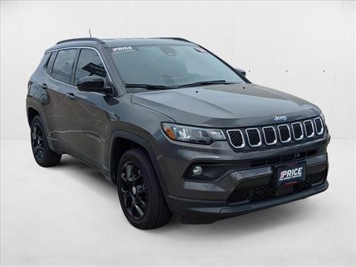 2024 Jeep Compass Latitude Lux