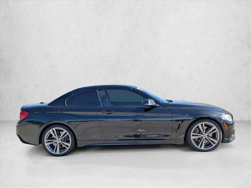 Black Sapphire Metal 2017 BMW 440 i