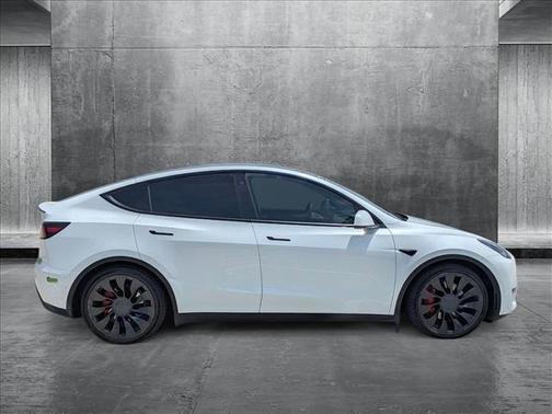 2022 Tesla Model Y Performance Dual Motor All-Wheel Drive