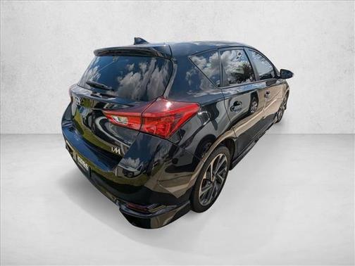 2016 Scion iM 5dr HB Man