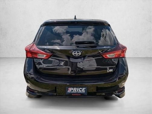 2016 Scion iM 5dr HB Man