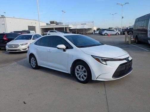 2025 Toyota Corolla Hybrid LE