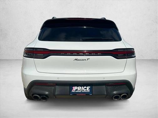 Carrara White Metallic 2023 Porsche Macan T