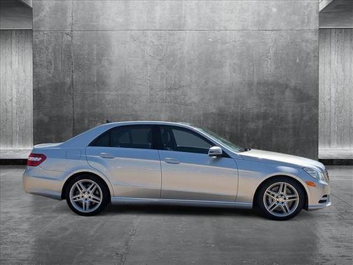 2013 Mercedes-Benz E-Class 4MATIC