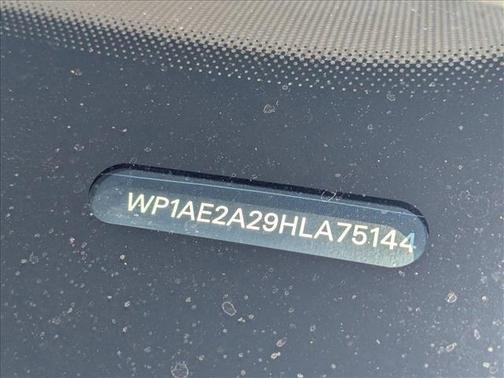 2017 Porsche Cayenne Platinum Edition
