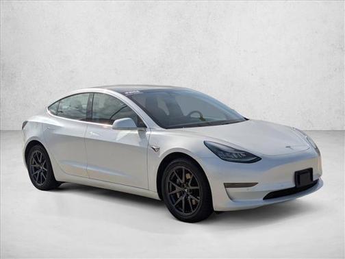 2019 Tesla Model 3 Mid Range