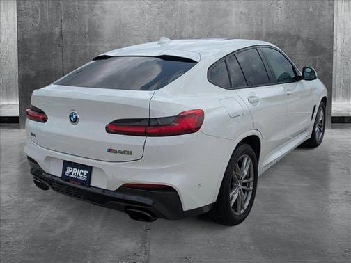 2021 BMW X4 M40i