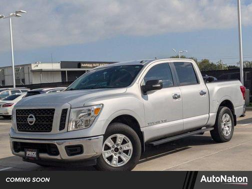 2019 Nissan Titan SV