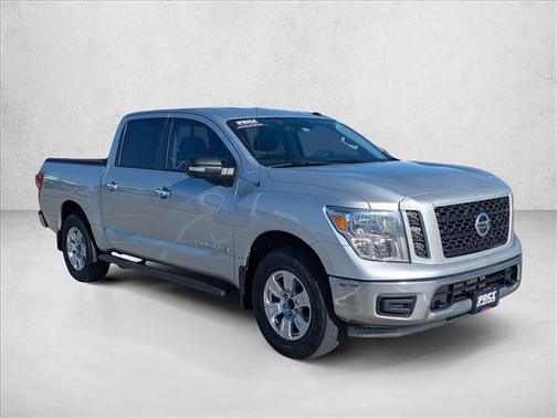 2019 Nissan Titan SV