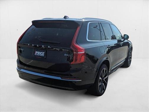 2024 Volvo XC90 B6 Plus Bright Theme 7-Seater