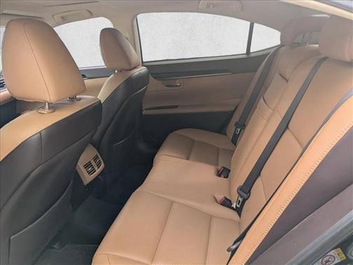 2016 Lexus ES 350 Base