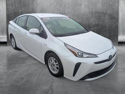 2022 Toyota Prius L