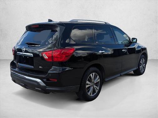 2019 Nissan Pathfinder SL