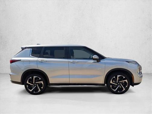 2024 Mitsubishi Outlander SE 2.5 2WD