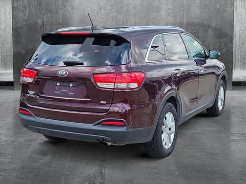 2017 Kia Sorento LX