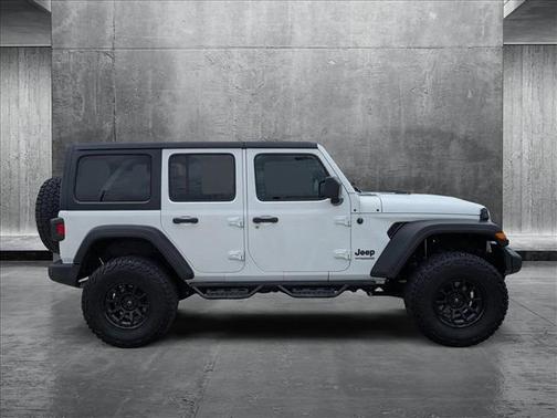 2020 Jeep Wrangler Unlimited Sport Altitude