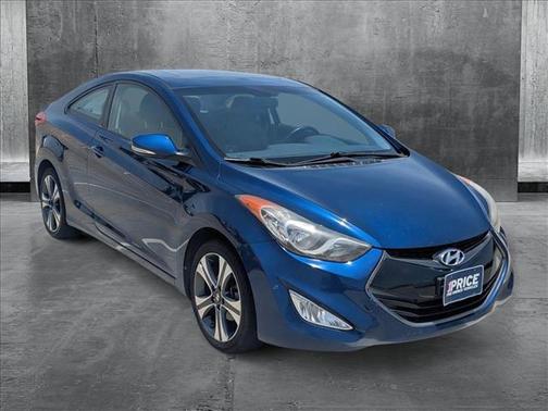 2013 Hyundai ELANTRA SE