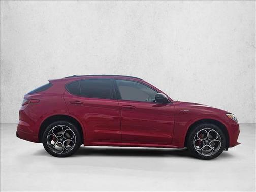 2022 Alfa Romeo Stelvio Ti