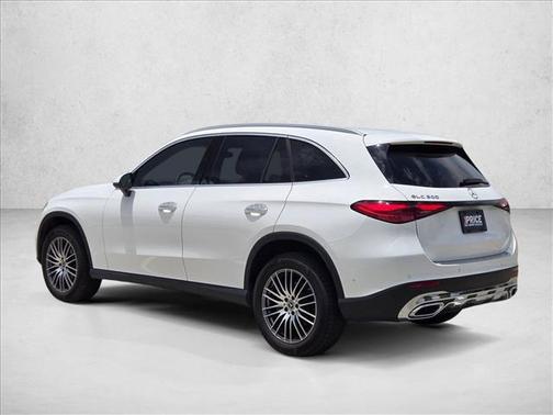 Polar White 2024 Mercedes-Benz GLC 300 Base