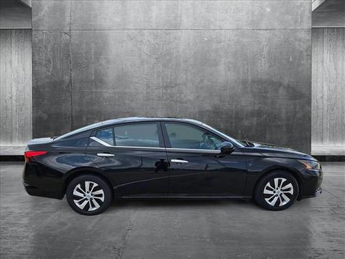 2023 Nissan Altima S FWD