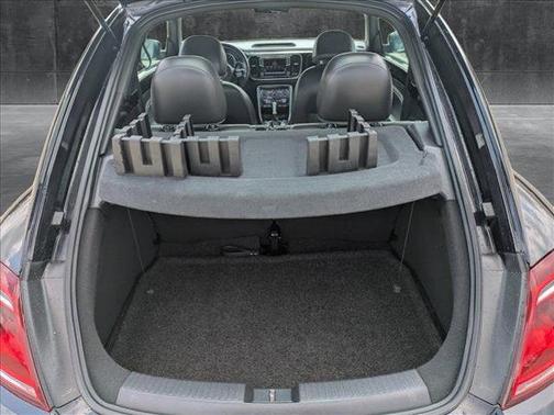 2018 Volkswagen Beetle 2.0T SE