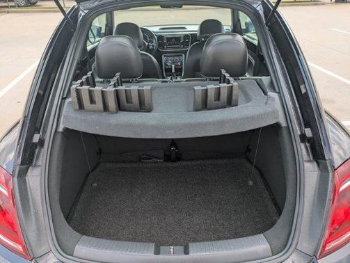 2018 Volkswagen Beetle 2.0T SE