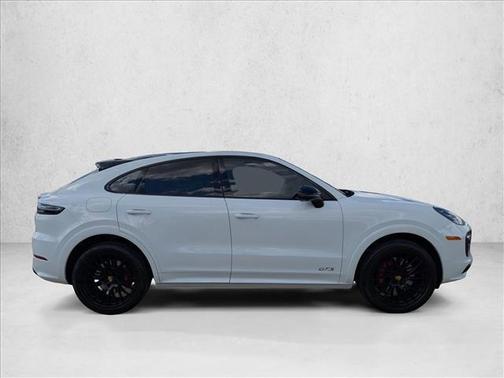 2023 Porsche Cayenne GTS