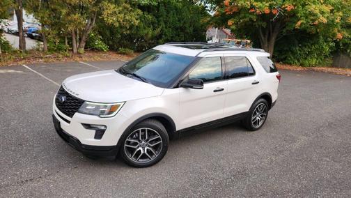 2018 Ford Explorer Sport
