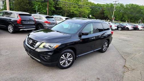 2017 Nissan Pathfinder S